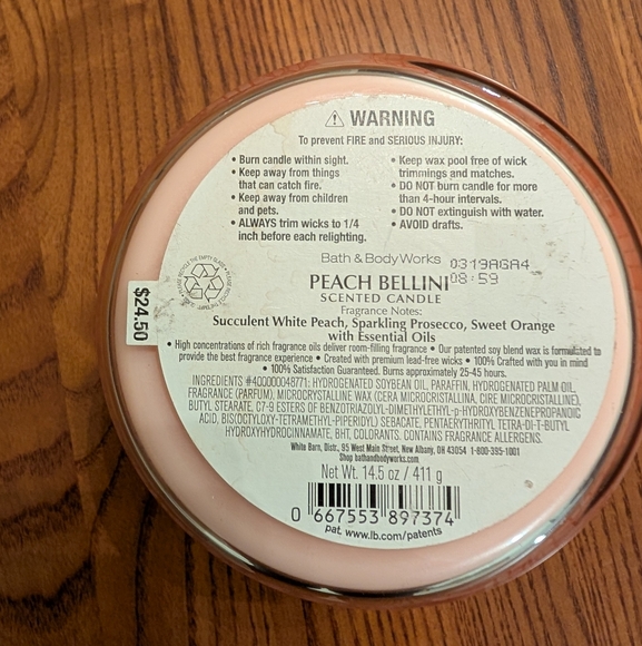 Bath & Body Works Peach Bellini scented candle - NEW - Picture 5 of 5